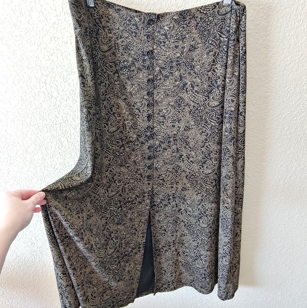 Briggs New York Brown and Black Paisley Skirt